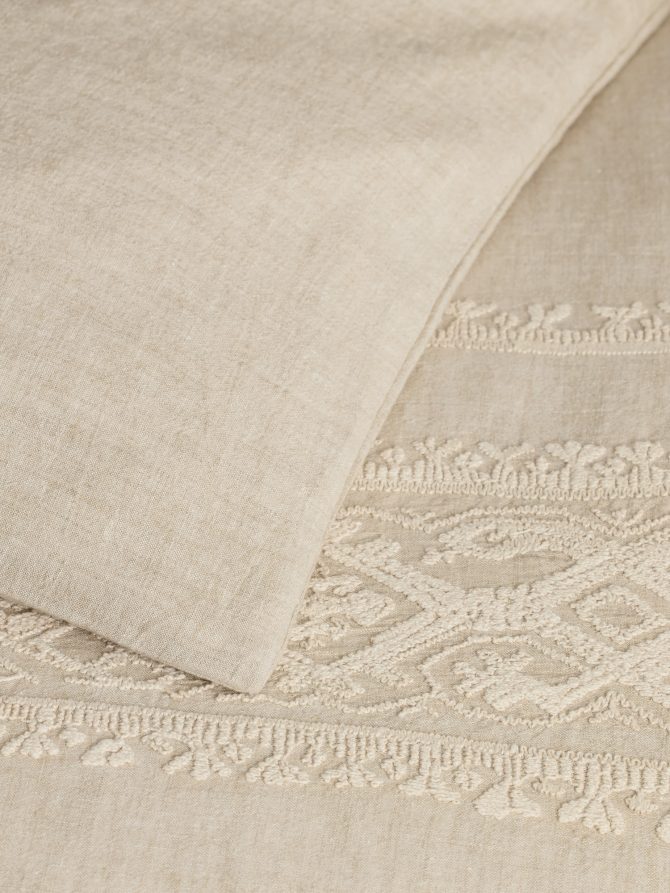 Embroidered Linen-Cotton Duvet Cover - Image 6
