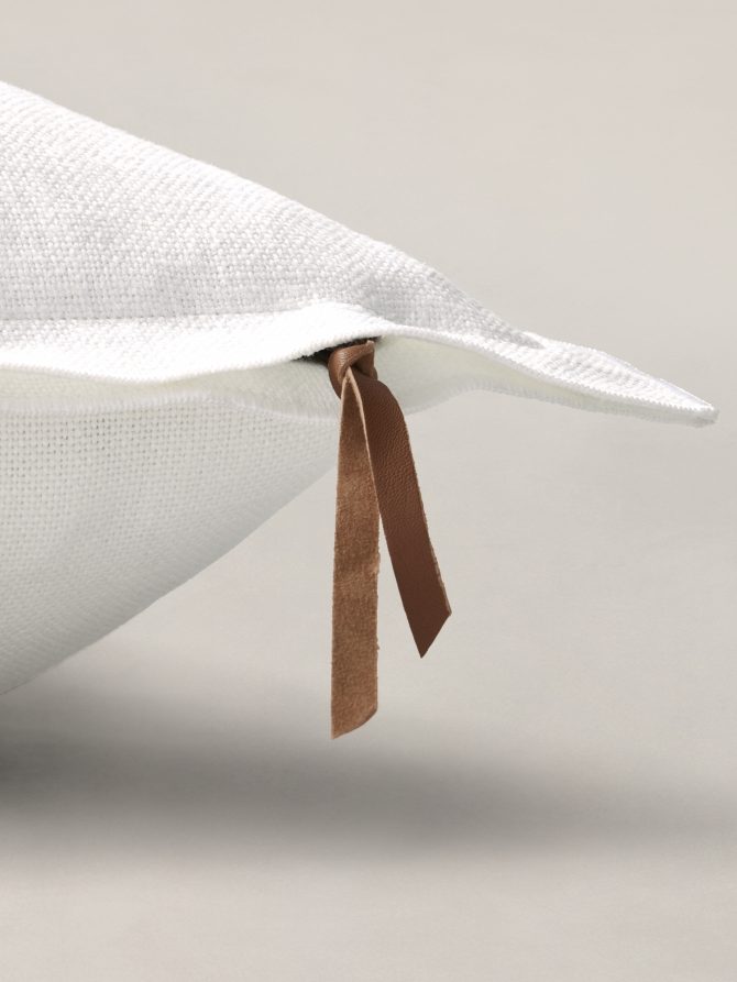 European Linen Pillow - Image 3