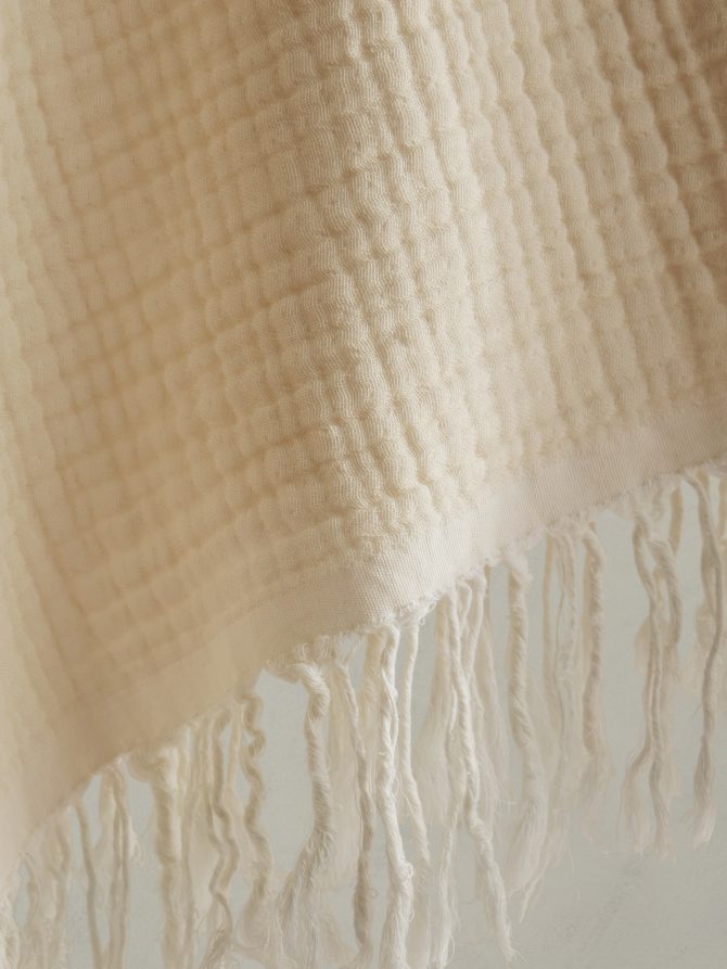 Cotton Gauze Reversible Throw - Image 7