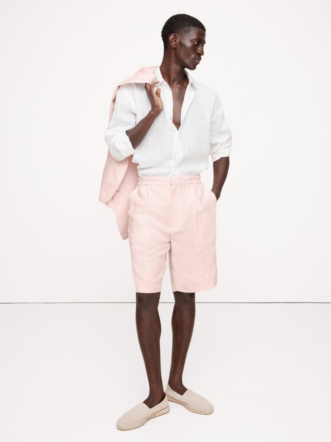 9.5" Linen Pleated Pull-On Short