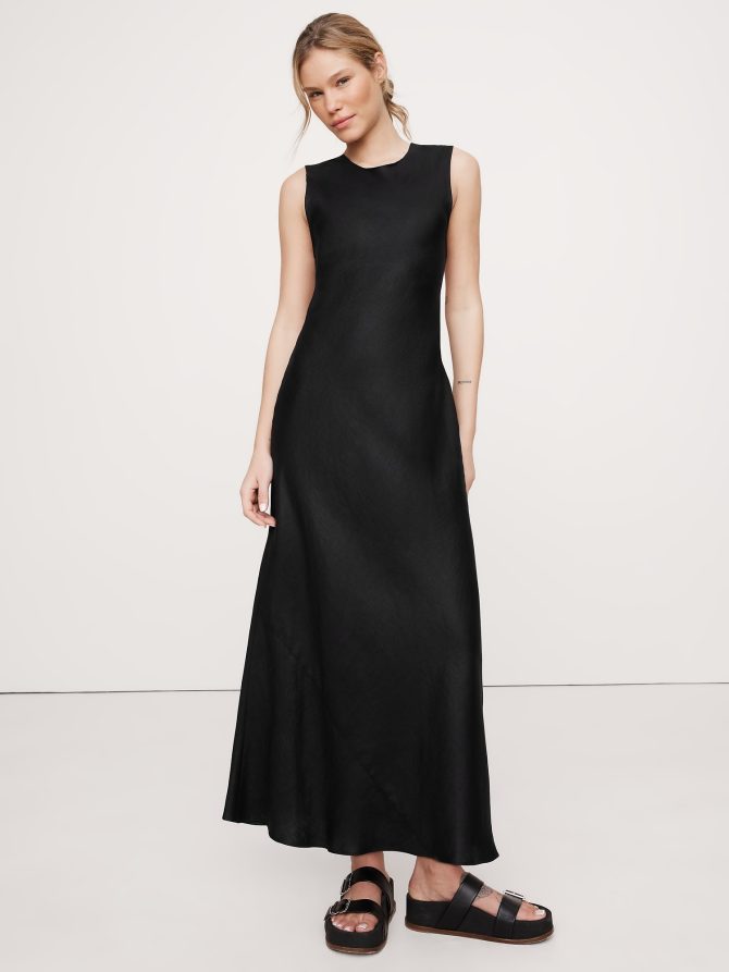 Backless Linen Maxi Dress - Image 6
