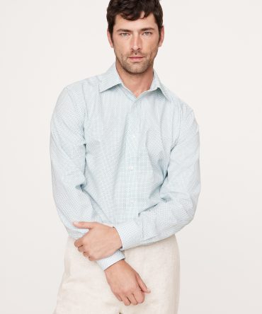 Standard-Fit Wrinkle-Resistant Dress Shirt