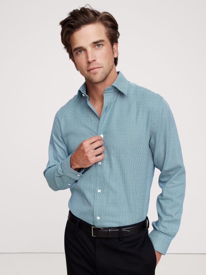 Standard-Fit Wrinkle-Resistant Dress Shirt