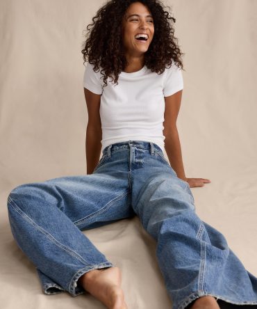 High-Rise Loose Twisted Barrel Jean