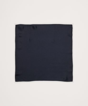 Kia Silk Pocket Square