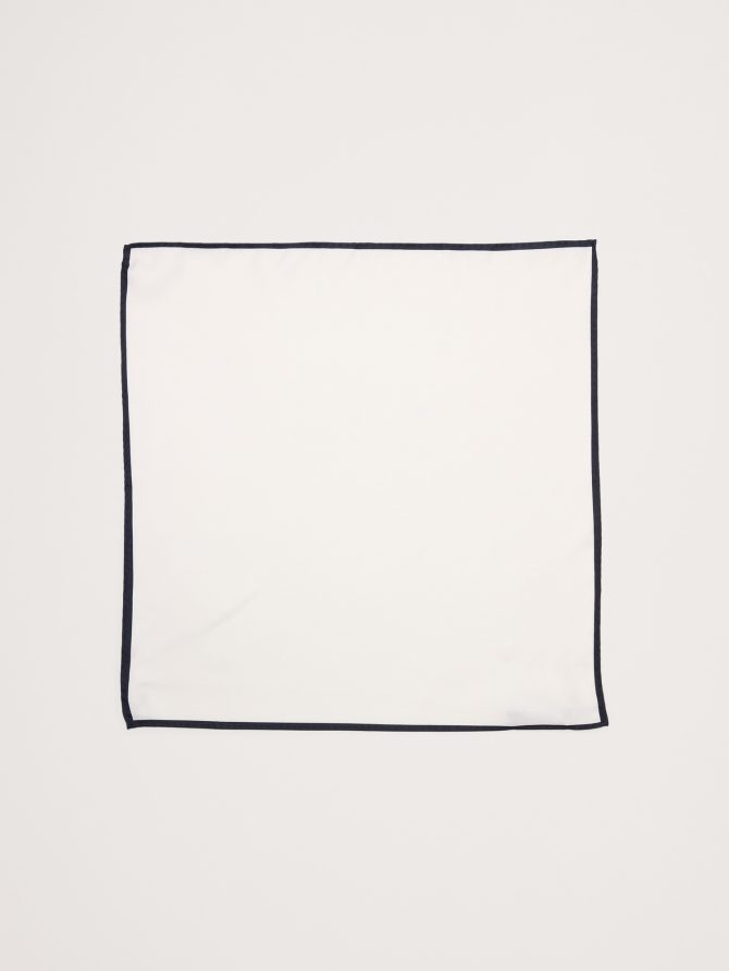 Kia Silk Pocket Square