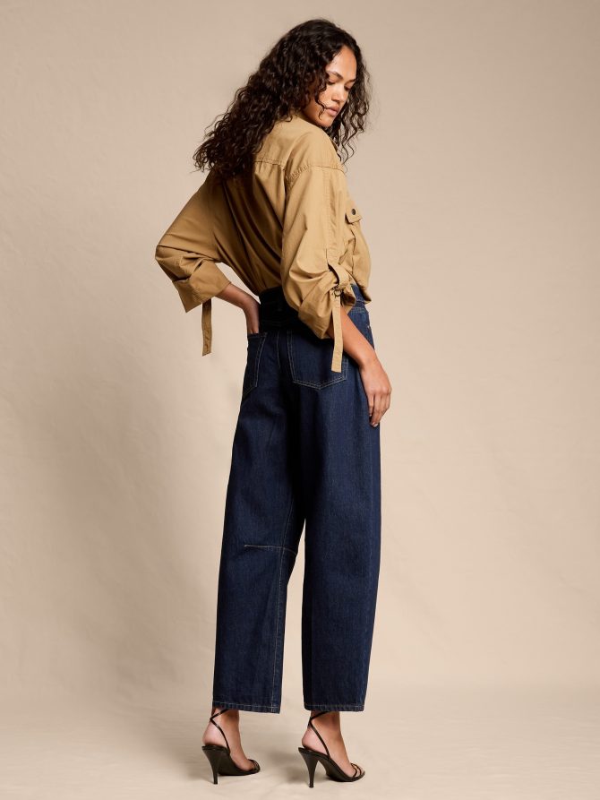 MID-RISE BARREL ANKLE JEAN - Image 2