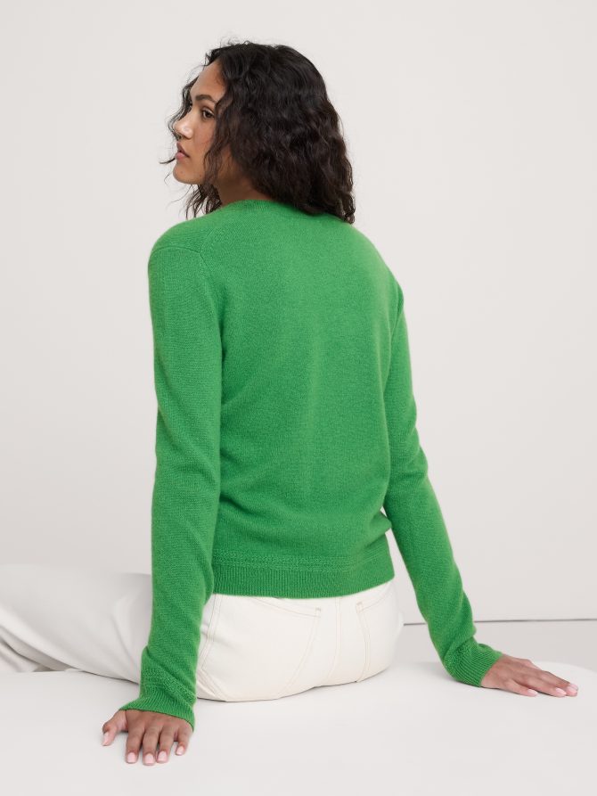 Lightweight Cashmere V-Neck Sweater - Image 2