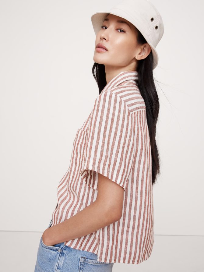 Boxy Linen Short-Sleeve Shirt - Image 4