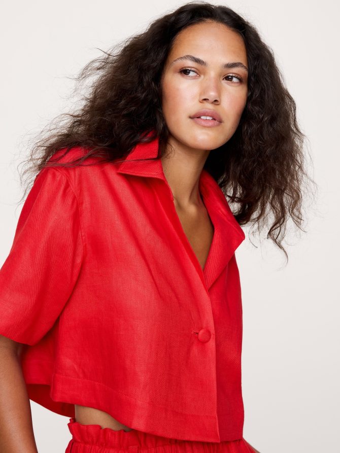 Oversized Linen Cropped Resort Shirt - Image 8
