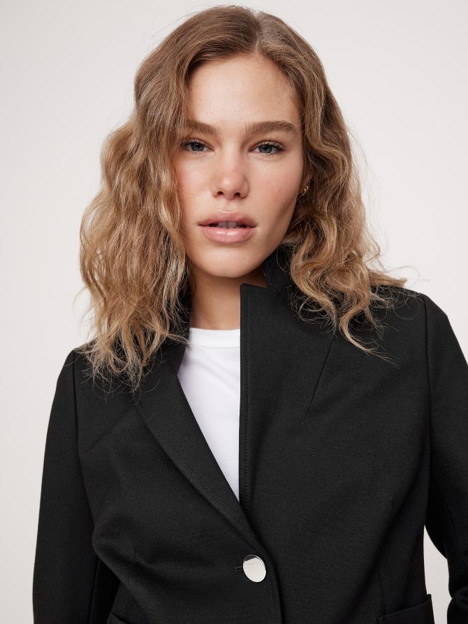 Everywhere Ponte Short Blazer - Image 4