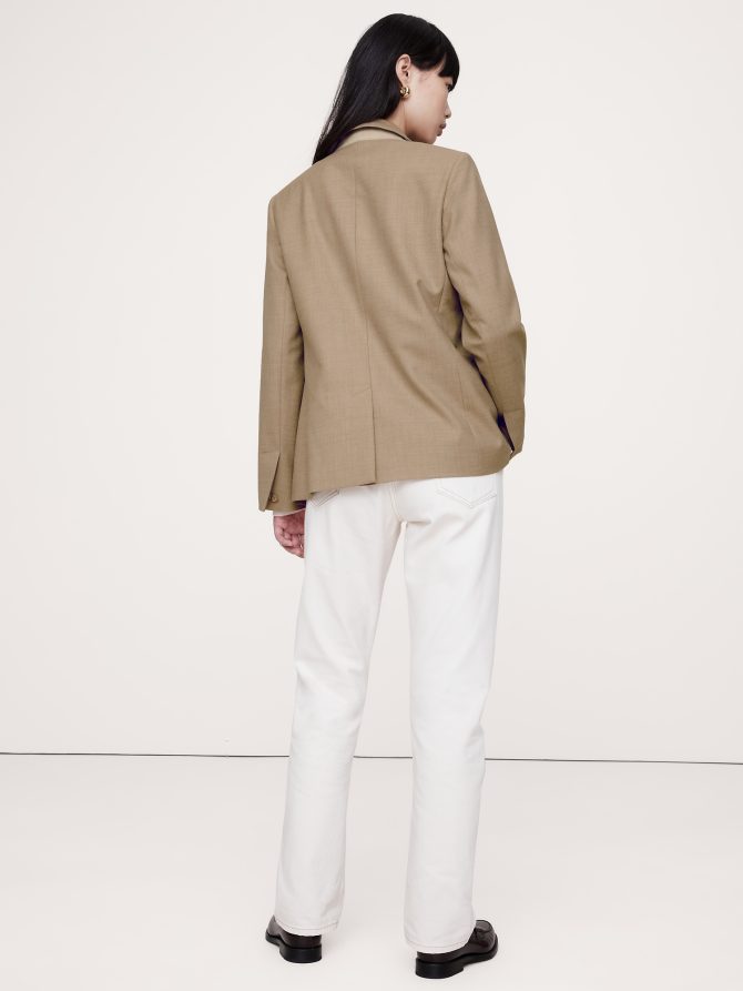 Relaxed-Slim Lightweight Wool Flannel Blazer - Image 3