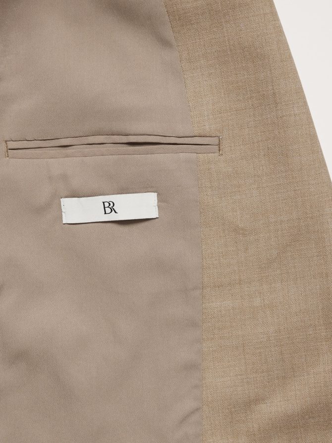 Relaxed-Slim Lightweight Wool Flannel Blazer - Image 6