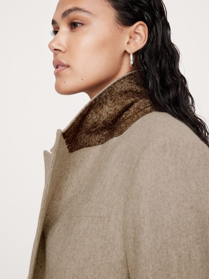 Herringbone Wool Flannel Crop Blazer - Image 4