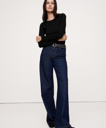 Ribbed Long-Sleeve Crew-Neck T-Shirt