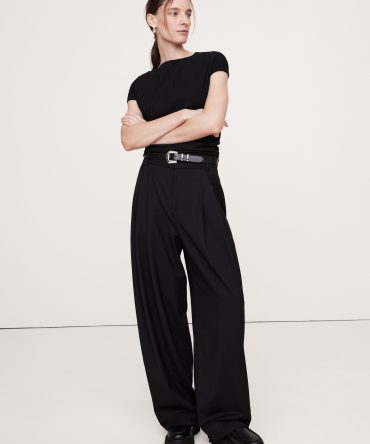 Wide Ribbed Draped Top